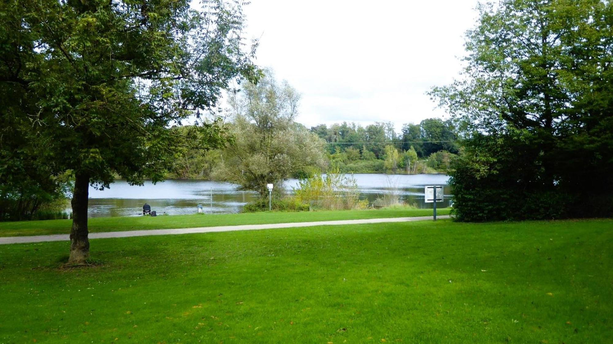 Die Villa, Zimmer 26, Dz Leverkusen Exteriör bild